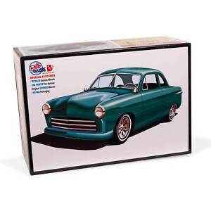 AMT 1949 Ford Coupe The 49'er AMT1359 Plastics Car/Truck 1/24-1/25