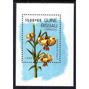 Guinea Bissau 794 Flowers Souvenir Sheet MNH VF