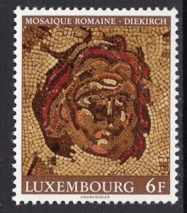 Luxembourg 604 MNH VF