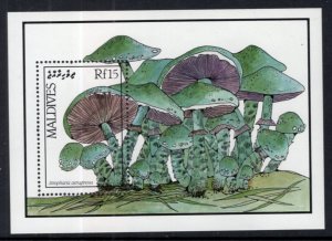 Maldive Islands 1230 Mushrooms Souvenir Sheet MNH VF