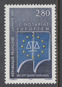 France 2452 MNH VF