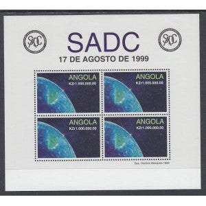 Angola 1083 Souvenir Sheet MNH VF