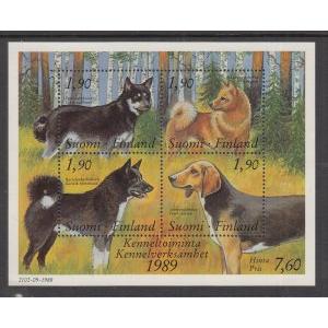 Finland 794 Dogs Souvenir Sheet MNH VF
