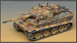 Academy - Tiger I with Interior 1:35