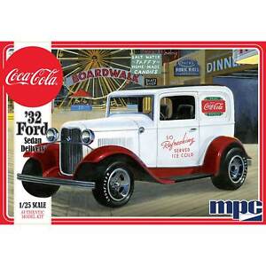 MPC 1/25 1932 Ford Sedan Delivery Truck Coca-Cola MPC902 Plastics Car/Truck