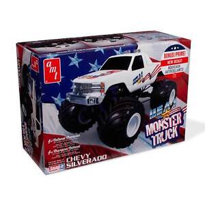 AMT USA-1 Monster Truck 2T 1/32 AMT1351M Plastics Cars/Trucks 1/32