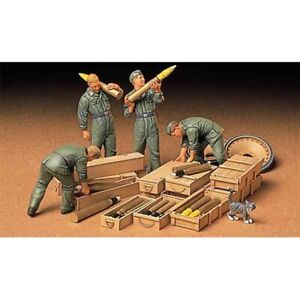 Tamiya 1/35 German Tank Ammo-Loading Crew TAM35188 Plastic Accys Figure Sets