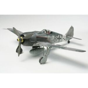 Tamiya 1/48 Focke-Wulf Fw190 A-8/A-8 R2 TAM61095 Plastic Models Airplane 1/48